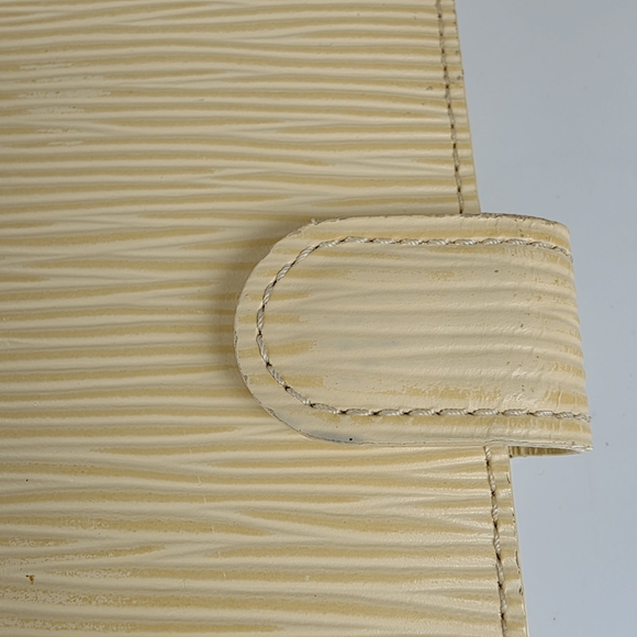 Louis Vuitton Epi Small Card Holder Notebook Cover Soft Yellow Beige Snap - Picture 12 of 14